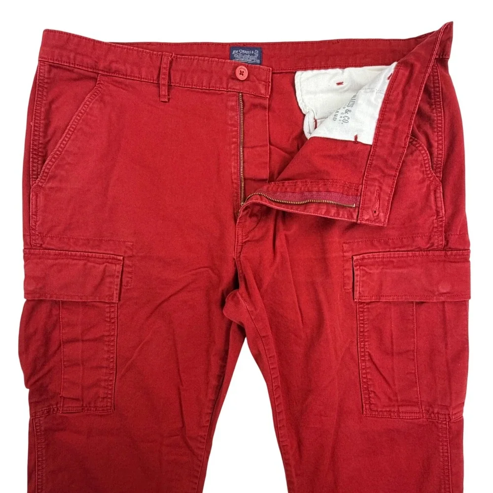 Levis actual measurements